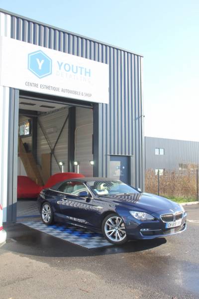 Centre detailing proche Bordeaux pour le traitement hydrophobe imperméabilisant d'une capote auto d'un cabriolet